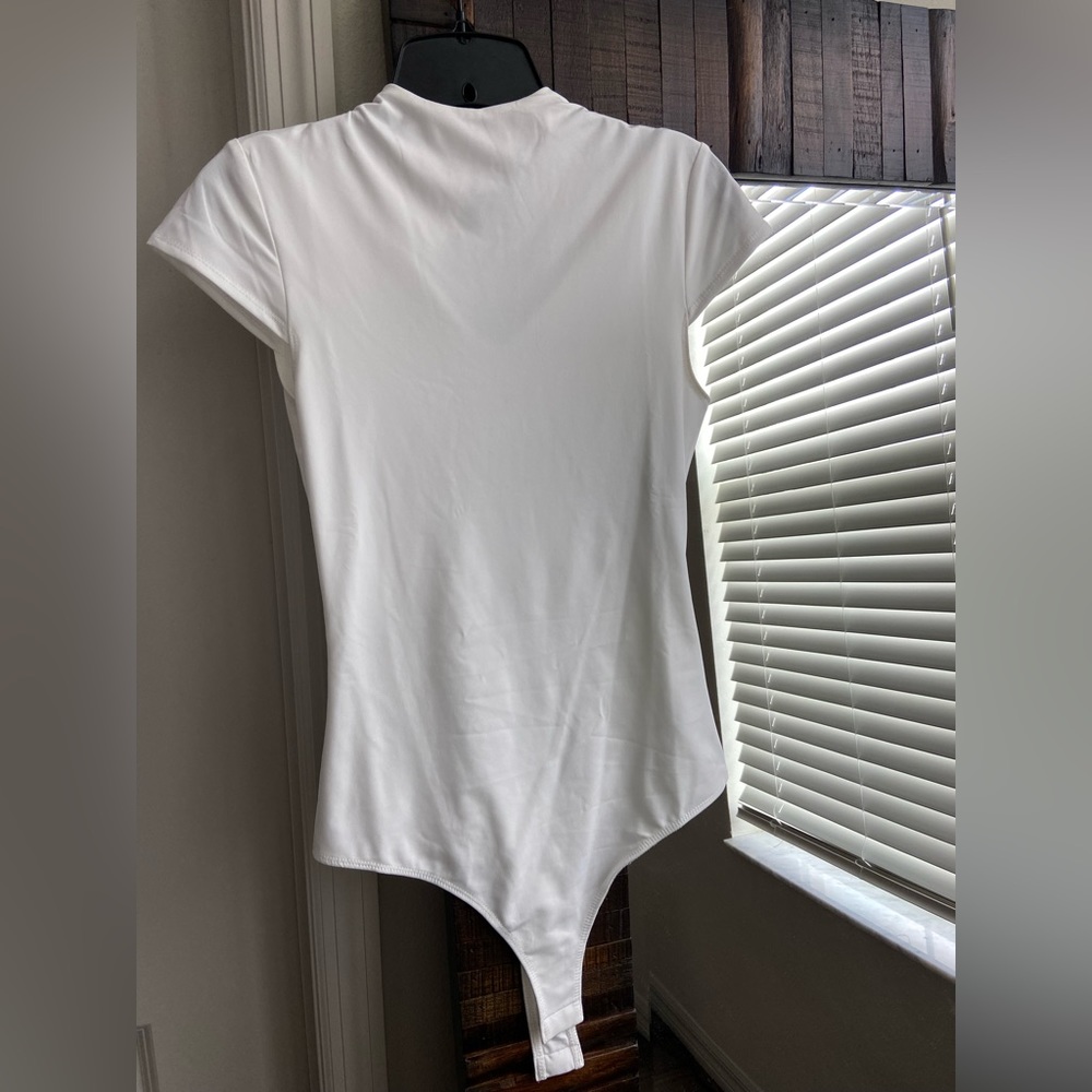 White Bodysuit - short sleeved